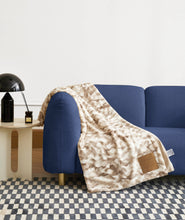 Load image into Gallery viewer, PT23011 - AMAZING GRACE - PATCH THROW