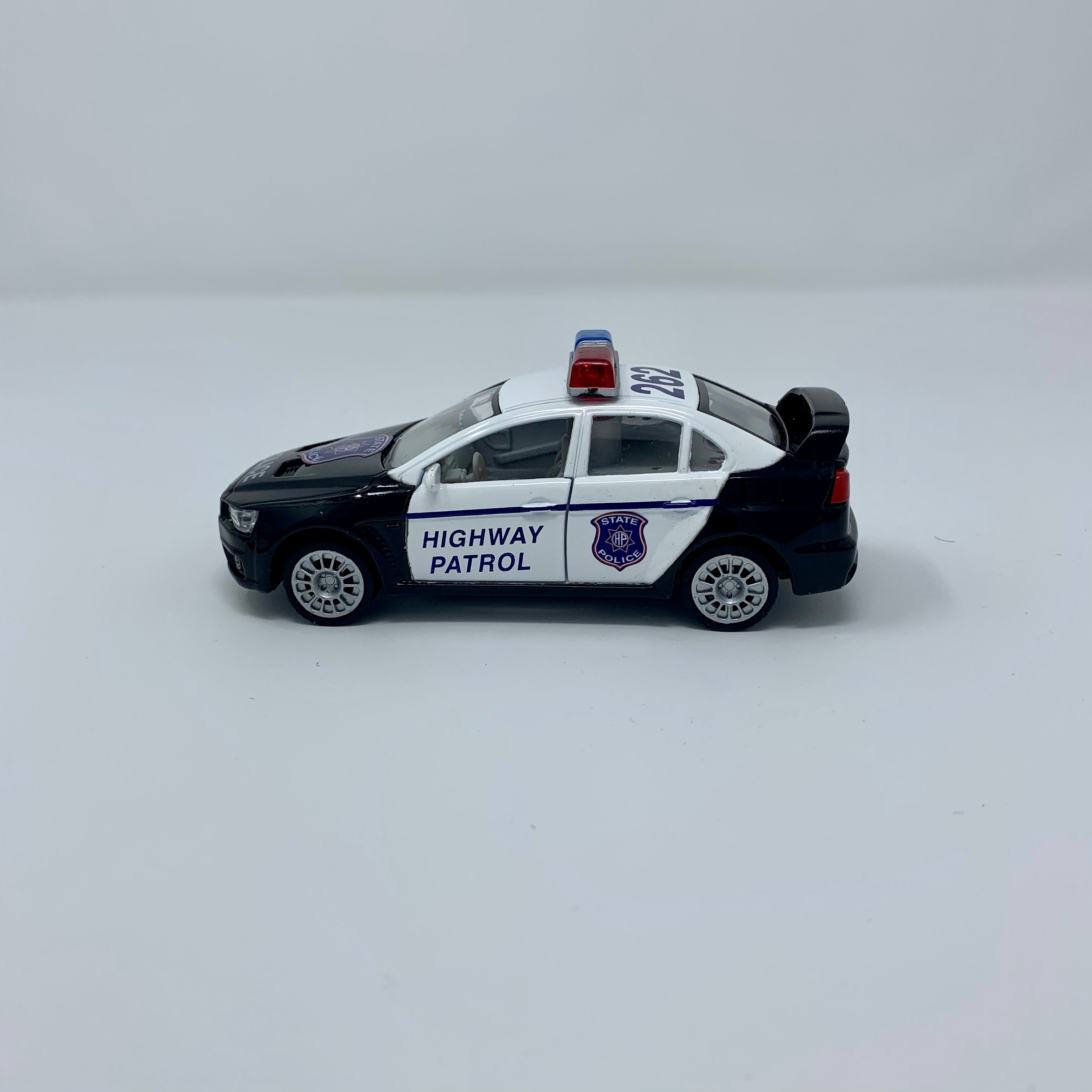 01676 POLICE CAR WITH SOUNDS AND LIGHTS – McBeth Corporation 01676 POLICE CAR WITH SOUNDS AND LIGHTS – McBeth Corporation