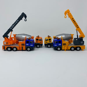 02451 - CONSTRUCTION TRUCK WITH LIGHTS AND SOUND